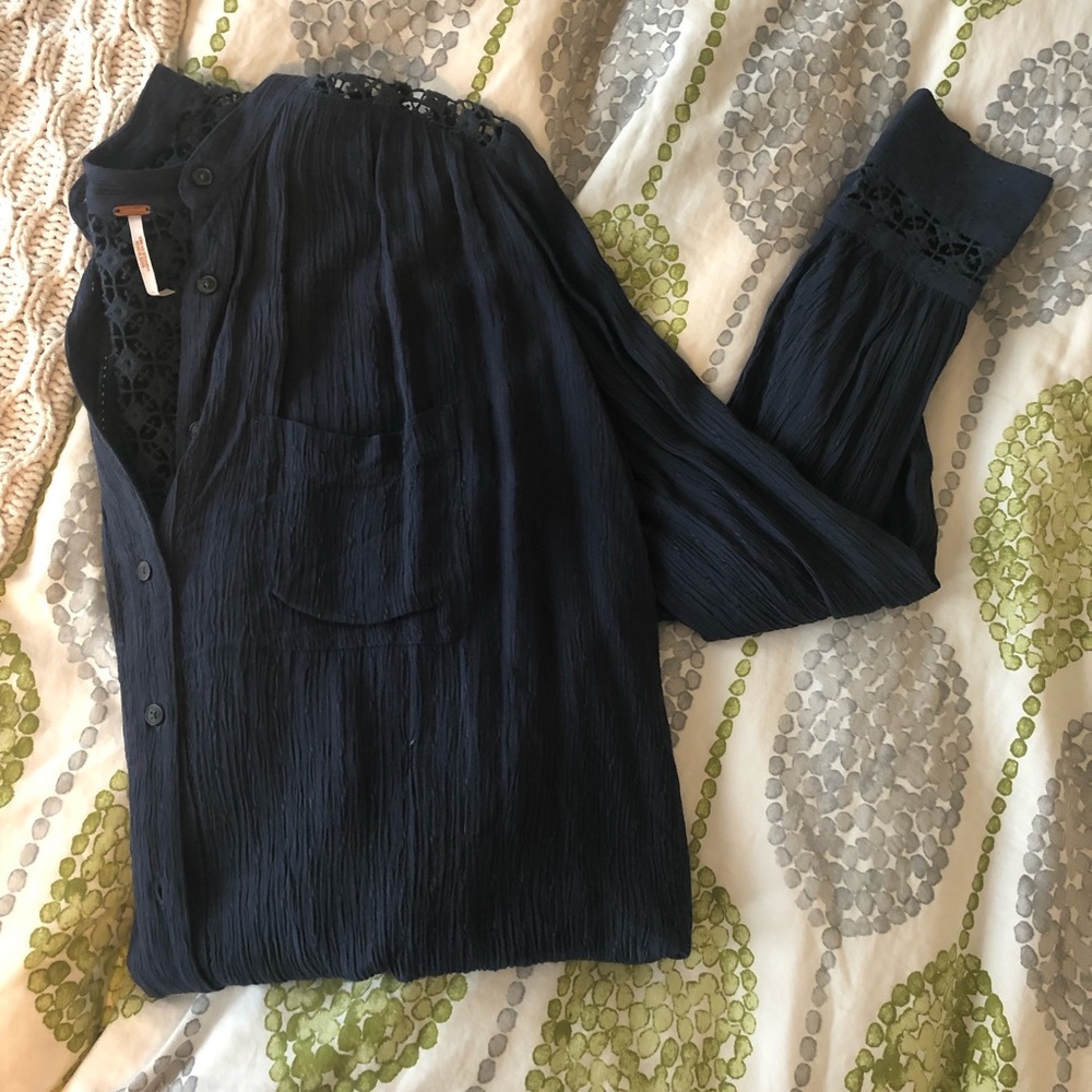 FREE PEOPLE small lace button down